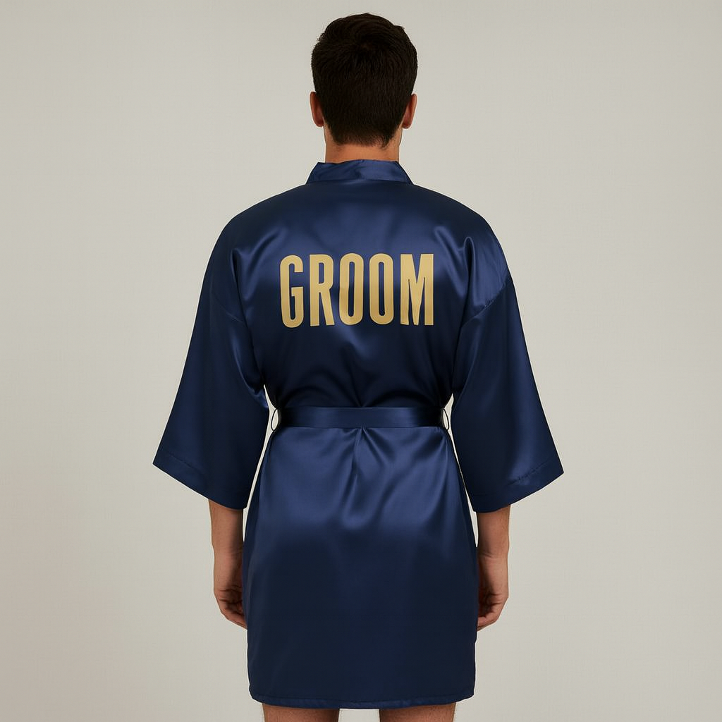 Bata de satín personalizada para novio – Diseño bordado “Groom”