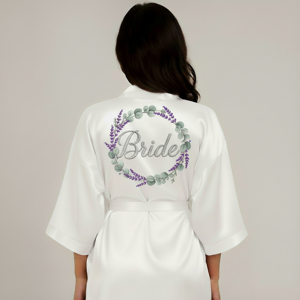 Bata satinada para novia – Personalizada con impresión