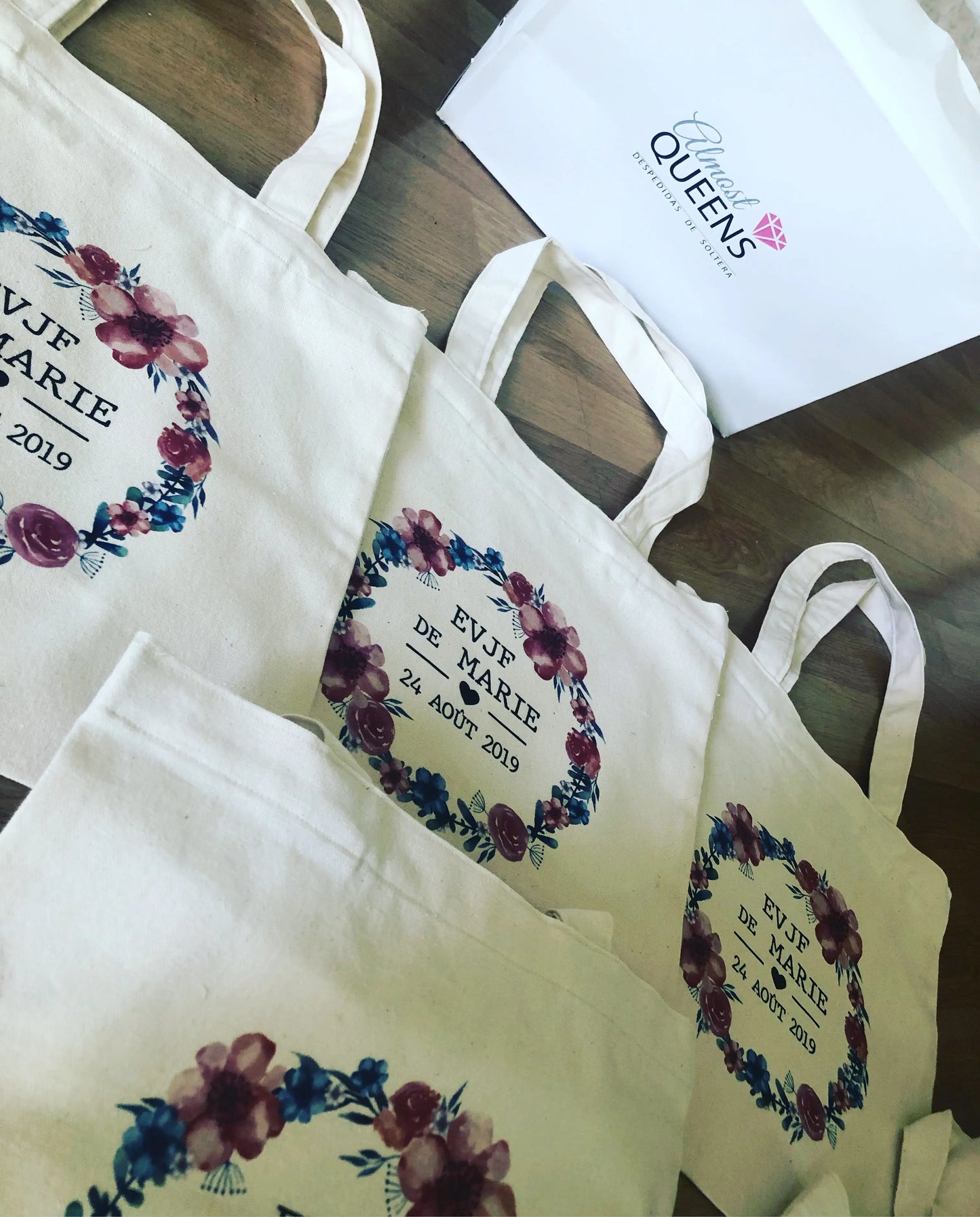 Bolsas para despedida de soltera Almost Queens