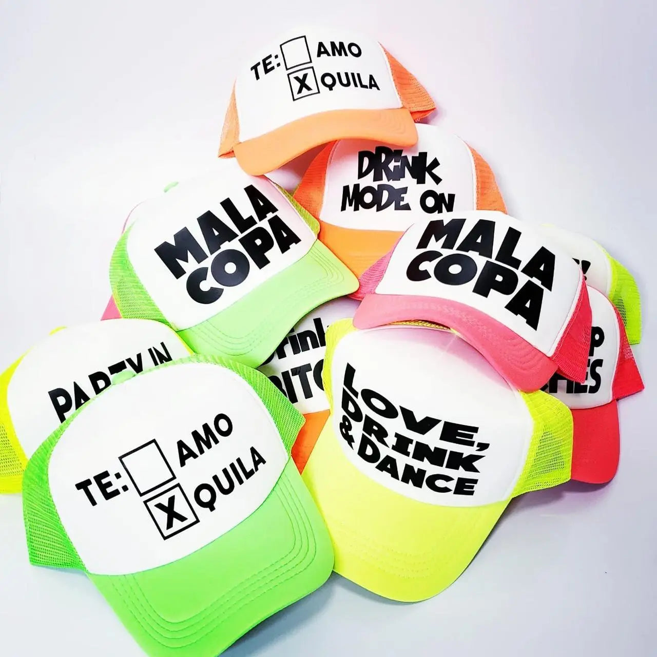 Paquete de 20 Gorras para Boda Almost Queens | Despedidas de solteras