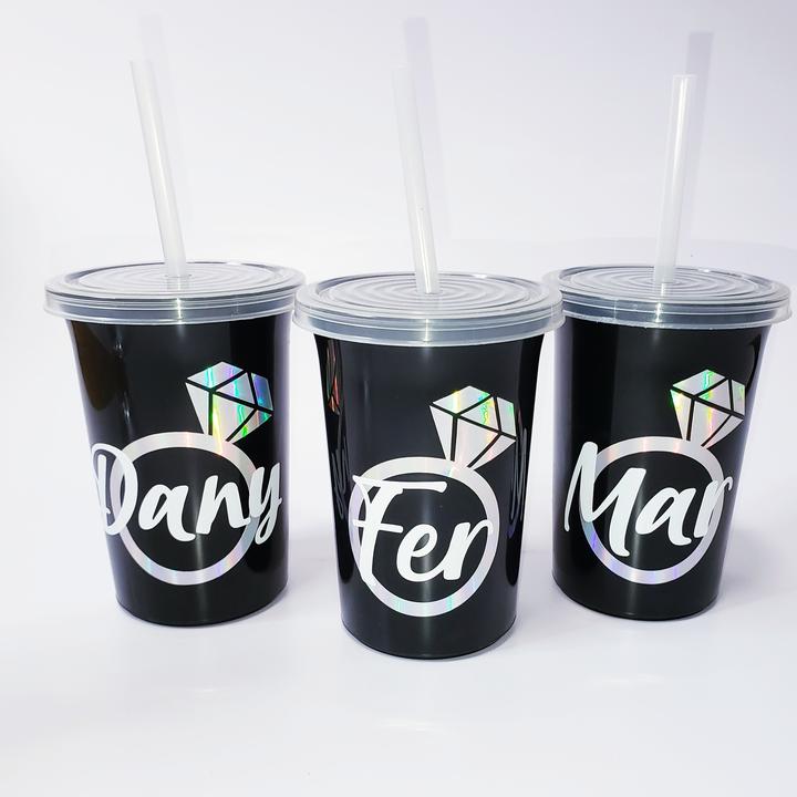 Vaso sencillo con popote