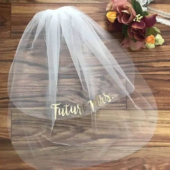 Velo para novia personalizado Almost Queens | Despedidas de solteras