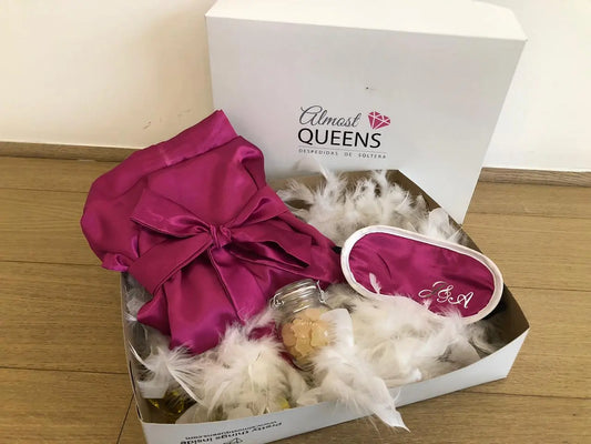 Increibles cajas para damas Almost Queens | Despedidas de solteras