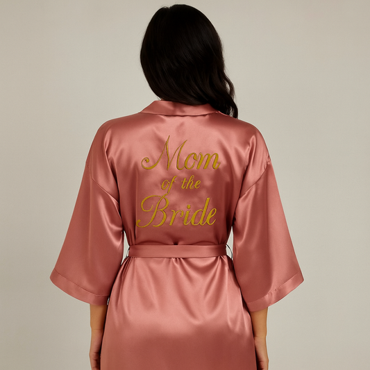 Bata de satín bordada personalizada – Mamá de la Novia
