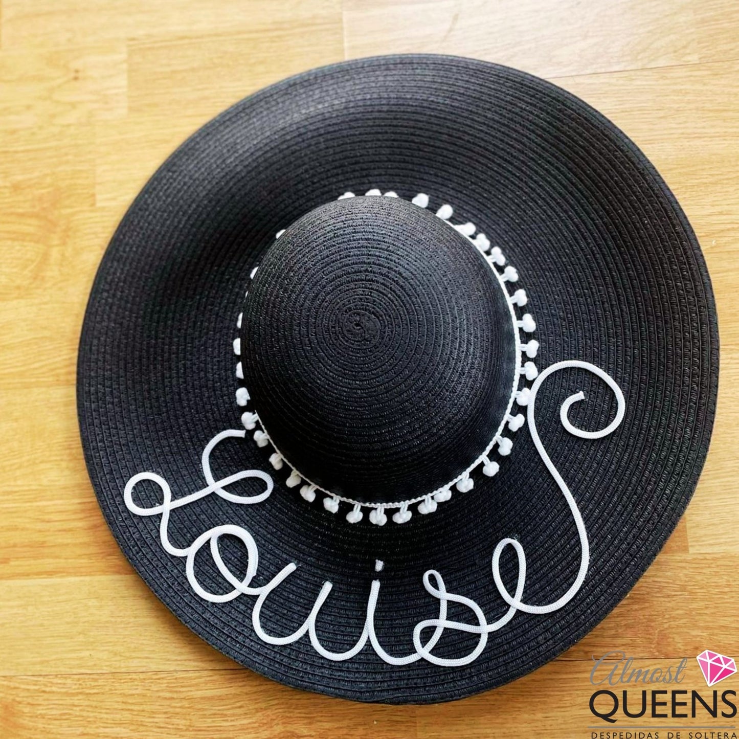 Sombrero para playa con Bolitas